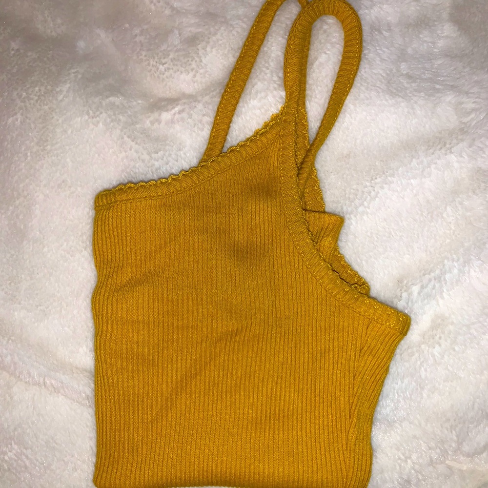 Yellow lined cropped tank top